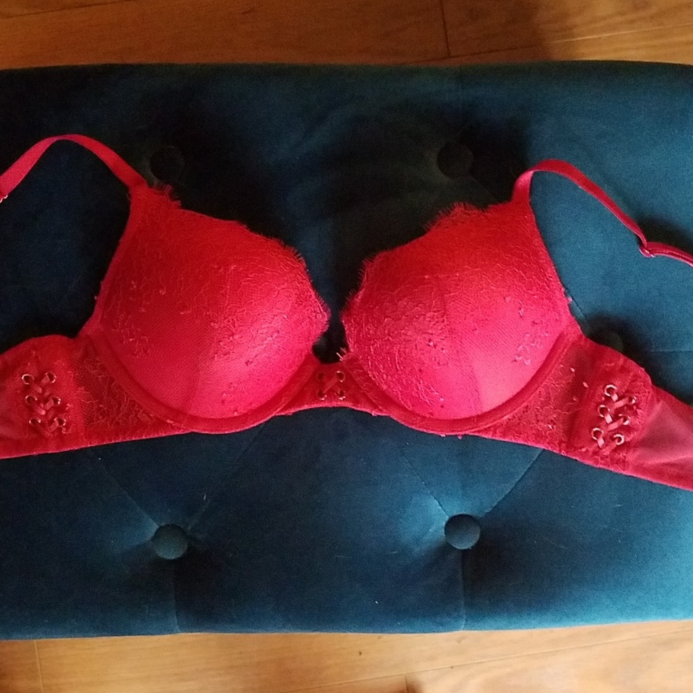 Lacey Red Bra
